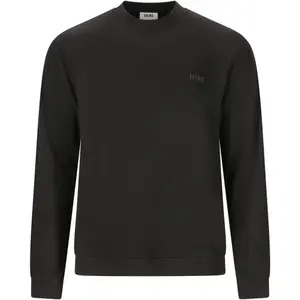 trek-expert-1564790