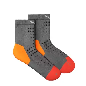 trek-expert-1568779